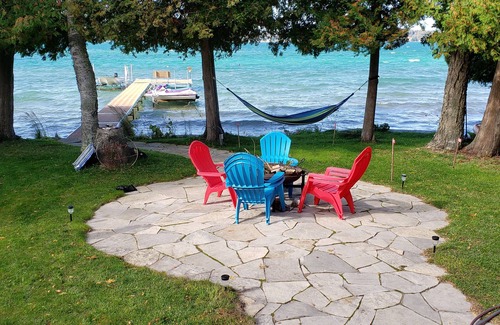 Bellaire Cabin | Grandma's Cottage On East Torch Lake