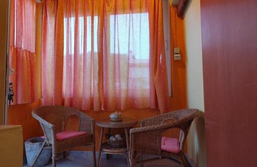 Agios Georgios Sykousis Apartment | Grandma's house