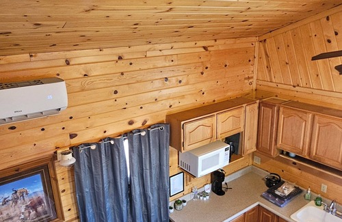 Apple Valley Cabin | Grandpa's Cabin