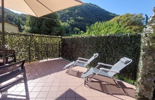 Recco House | GRANDPARENTS' HOUSE, GREEN CORNER 5 MINUTES FROM THE SEA
