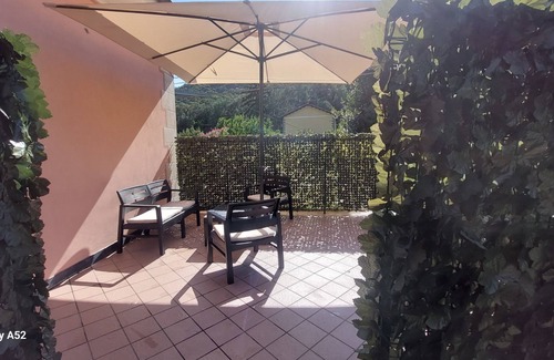 Recco House | GRANDPARENTS' HOUSE, GREEN CORNER 5 MINUTES FROM THE SEA