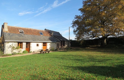 Beaumont-sur-Deme House | Grands Espaces Nature aux Côteaux de Beaumont - Gîte Touraine Sarthe 3 Épis