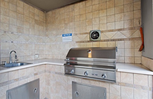 Miramar Beach Condo | Grandview 101 - Miramar Beach, Gulf Front, Community Pool, Free Beach Service!