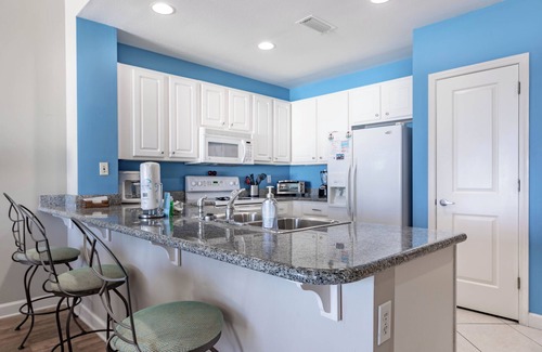 Long Beach Condo | Grandview East 3BR 2BA Beautifully decorated condo!