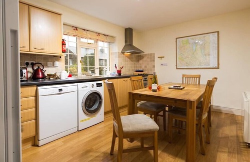 Borrowdale Cottage | GRANGE FELL (BORROWDALE), pet friendly, with open fire in Keswick