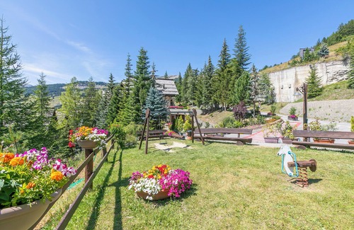 Champlas du Col Apartment | Grange Hike & Ski - 7C Sestriere