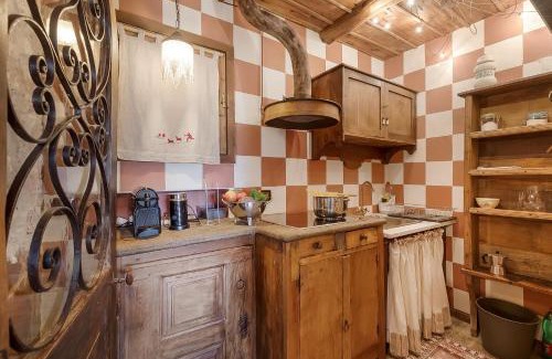 Grangesises Apartment | Grange Romantic Retreat Mountain View - Happy Rentals