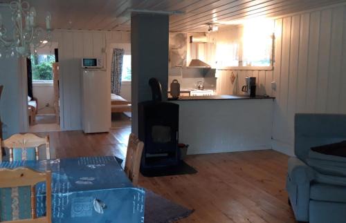 Birkeland Cabin | Granheim Hytte med 2 soverom
