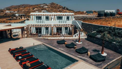 Xilokeratidi Apartment | Granite Village Mykonos