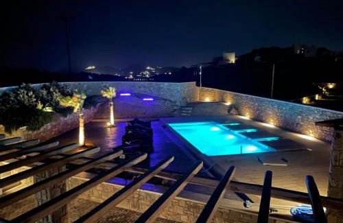 Xilokeratidi Apartment | Granite Village Mykonos