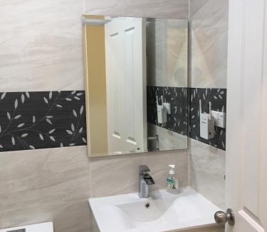 Riverwood House | Grannyflat
