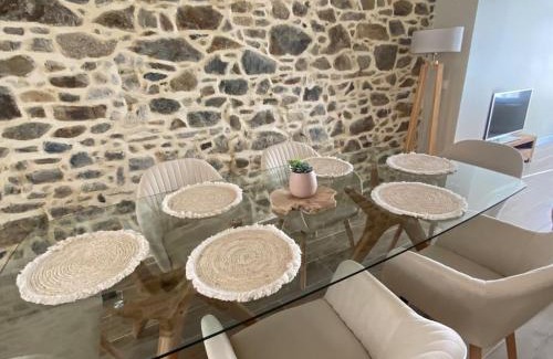 Granville House | Granville/Maison entièrement rénovée à 100 m des plages