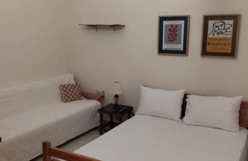 Igoumenitsa House | Grapes and Roses