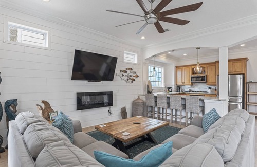Crystal Shores House | Grateful by The Sea | Crystal Shores - Destin | Pool! | Near The Beach!