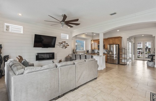 Crystal Shores House | Grateful by The Sea | Crystal Shores - Destin | Pool! | Near The Beach!