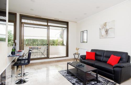 Cannes City Centre Apartment | Gray d'Albion 1D2 YourHostHelper