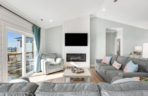 North Topsail Beach House | Gray Dolphin IV