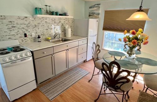 Charleston House | Gray Heron House