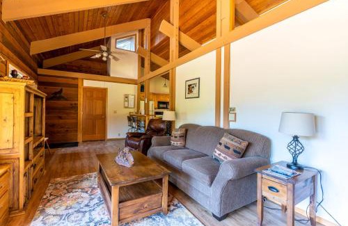 Whitefish Apartment | Gray Wolf 2