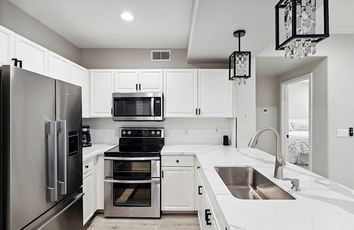 North Scottsdale Condo | Grayhawk Spacious 2 Bedroom Condo/Community Pool/Fire Pit/Jacuzzi/Fitness