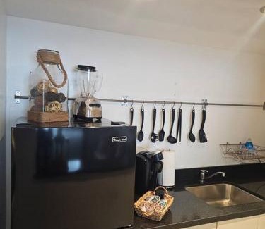 South Beach Apartment | Great 1BedRoom RENOVATED 1 minute from the BEACH