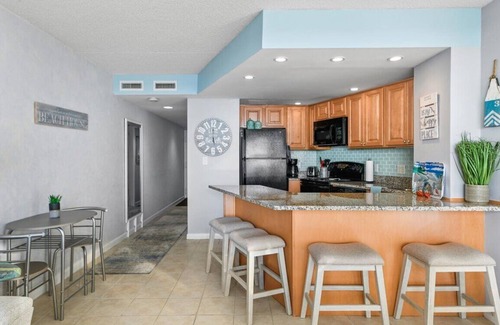 North Ocean City Condo | Great 2 BR Unit with an Indoor and Outdoor Pool and Tons of Amenities!