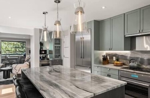 Aspen Condo | Great 3 bedroom, 2 bath Core Condo on the River!
