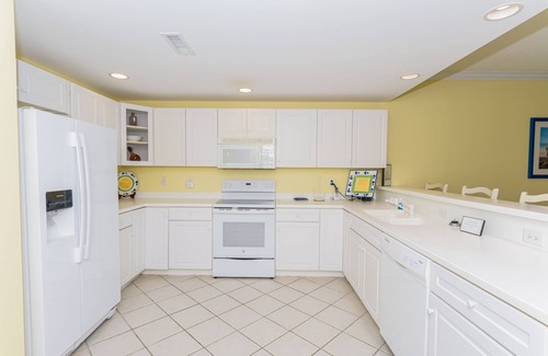 North Ocean City Condo | Great 3 Bedroom, 3 Bath Condo