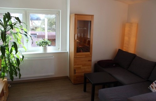 Varel Apartment | Great 3 room apartment directly between the city center and Varel harbor