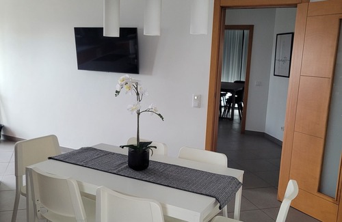 Baleal Villa | Great 6 bedroom villa, next to beach and surf!