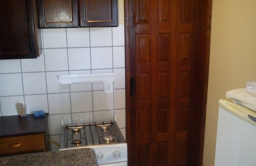 Taperapua Beach Apartment | Great apt near Ax Moi and beach, barbecue, pool, parking.