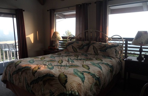 Honaunau-Napoopoo Bed & Breakfast | Great B&B, no cleaning fee, Crow s Nest, peaceful atmosphere