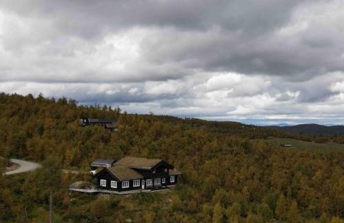 Al Municipality House | Great cabin with gorgeous mountain views