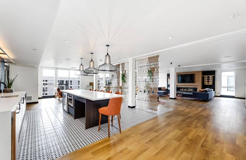 Mann Apartment | Great Central District Studio w/Gym, Yoga & Rooftop, by Blueground