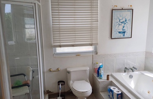 Bridgetown Apartment | Great, Centrally located apartment with extra large rooms unit 3