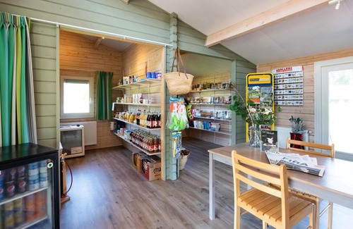 Zorgvlied Ski Chalet | Great chalet on park Drentheland