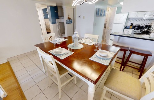 Sunnyside Condo | Great Condo and Beach View NEW A/C Unique Beach! Free Golf & Activities Daily