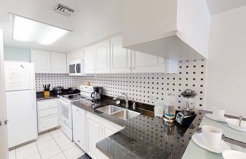 Sunnyside Condo | Great Condo and Beach View NEW A/C Unique Beach! Free Golf & Activities Daily
