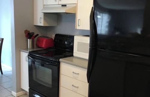 Ocean Park Condo | Great condo for vacation in quaint Ocean Park, ME just short walk to beach!