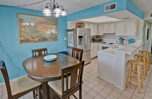 South Padre Island Condo | Great Condo in the Middle of it ALL!