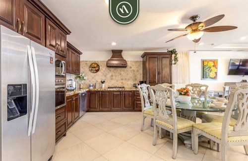 Los Cabos Apartment | Great Condo with Private Balcony - Ocean View