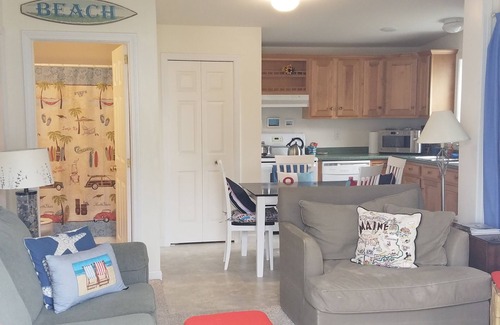Ogunquit - Wells Cottage | Great cottage with best location within Beach Dreams ~ near pool!