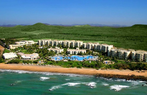 Cerritos Apartment | Great Deal : 2 wks (Nov 28-Dec 12) Jr Suite @ Pueblo Bonito's Emerald Bay Resort