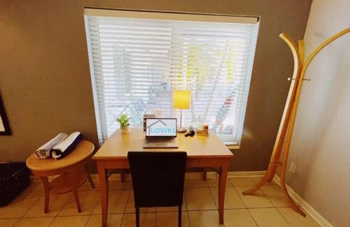 Lauderdale-by-the-Sea Apartment | Great Escape Apartments By Lowkl