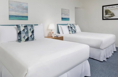Laguna Beach House | GREAT ESCAPE! FOUR UNITS, ON THE BEACH, POOL, GYM