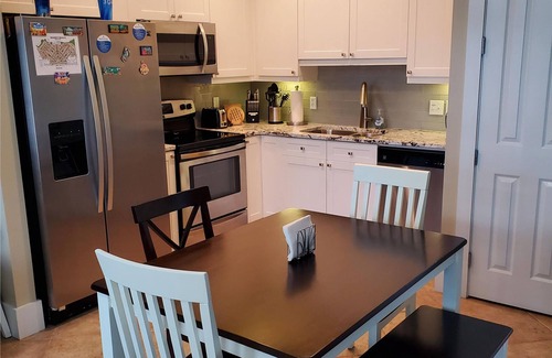 Seacrest Beach House | Great Escape Couples/Small Families in Seacrest Beach, Steps to Beach & Dining