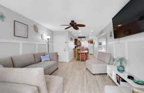 Pensacola Beach Condo | 🌊Great Family Condo-Pool-Steps2Beach-2BR Villas On The Gulf C5🌊