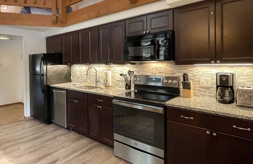 Boyne Falls Condo | Great Family Condo - Large condo with 3 bedrooms and a Loft