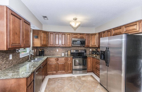 Mount Pleasant House | Great family home with private pool - 5 min from beach!