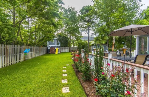 Mount Pleasant House | Great family home with private pool - 5 min from beach!